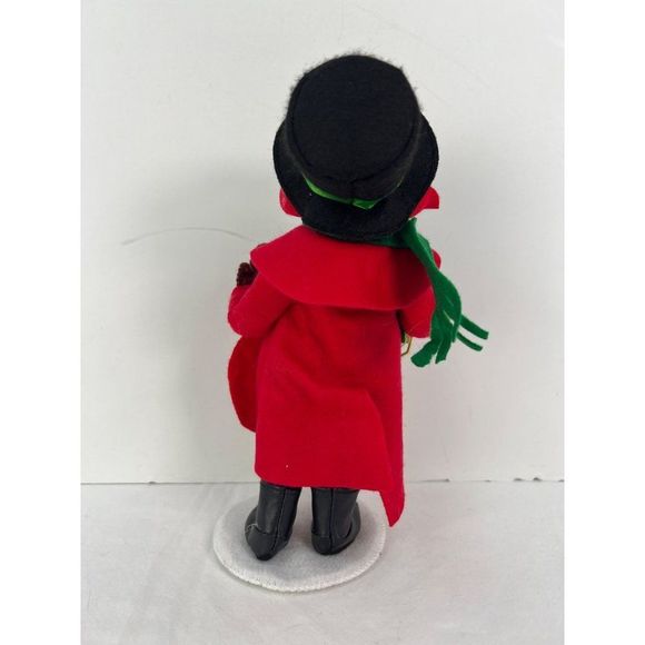 2016 Annalee 10 inch Caroling Dad Man with Lantern Top Hat Scarf - Picture 3 of 7
